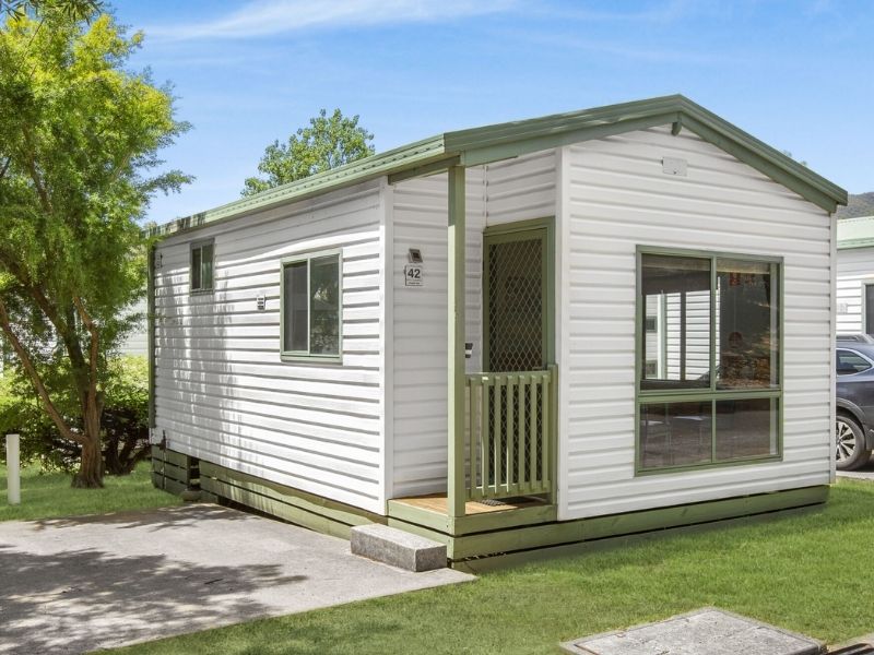 Exterior of a Couples Spa Cabin at Breeze Holiday Parks - Halls Gap