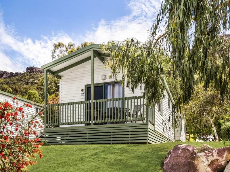 Exterior of a Deluxe Park Cabin at Breeze Holiday Parks - Halls Gap