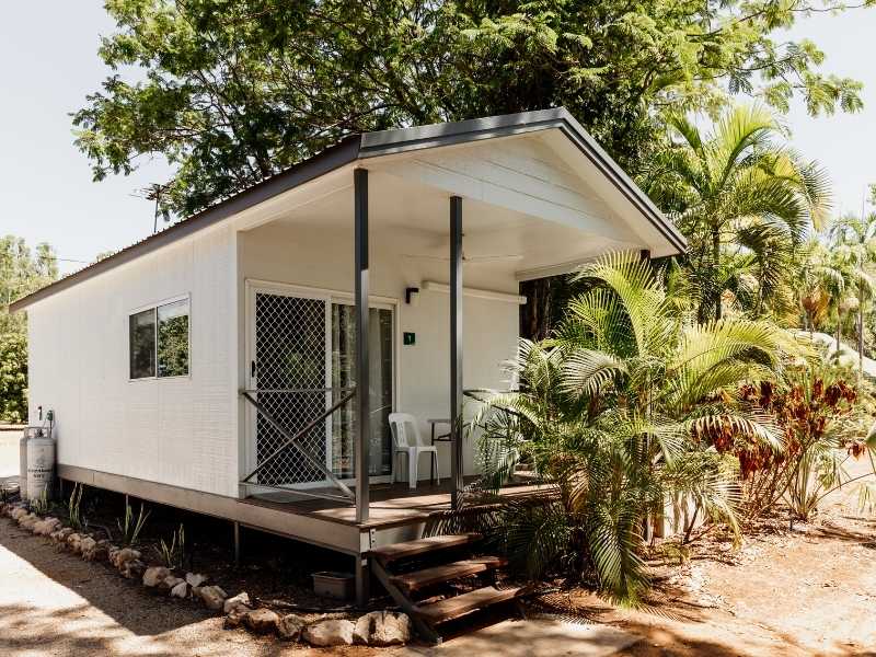 Breeze Holiday Parks - Katherine, Accessible Ensuite Cabin, exterior