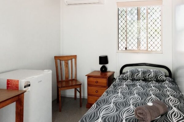 Breeze Holiday Parks - Katherine, bedroom in Bunkhouse, with fridge