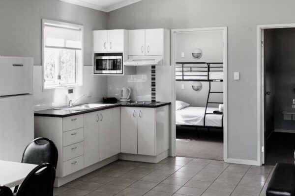 Kitchen of Deluxe Two-Bedroom Cabin at BIG4 Breeze Holiday Parks - Katherine