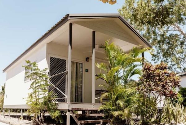Breeze Holiday Parks - Katherine, Ensuite Cabin, exterior