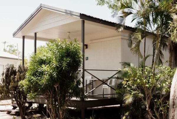 Breeze Holiday Parks - Katherine, Ensuite Cabin, exterior