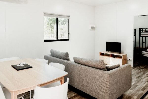 Living area of Two-Bedroom Superior Cabin at BIG4 Breeze Holiday Parks - Katherine