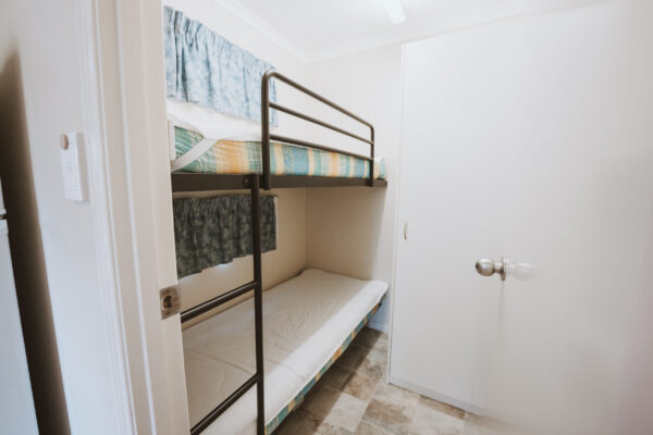 Cania-Gorge_Hillside-Two-Bedroom-Villa_Sleeps-5_Bunk-beds_01