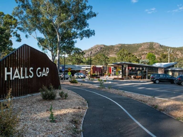 Halls Gap Welcomes You Back