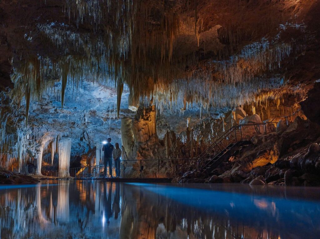 Lake Cave, Western Australia
