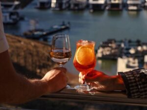 Grab a drink at Lake Eildon Hotel