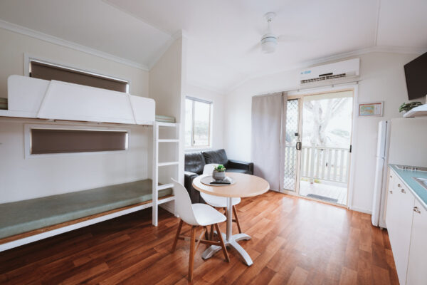 bargara_one-bedroom-cabin_overview