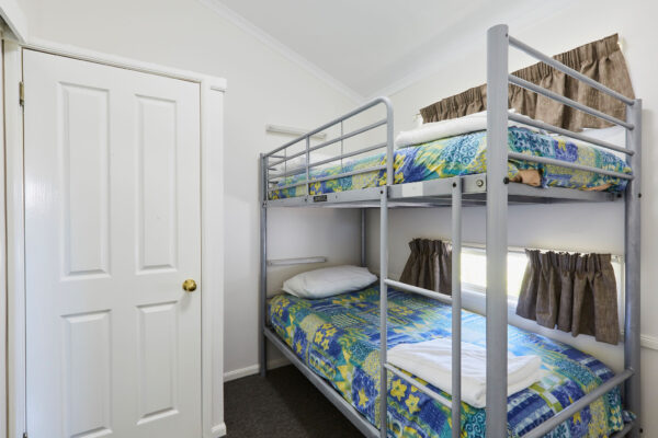 busselton-spa-villa-bunk-beds