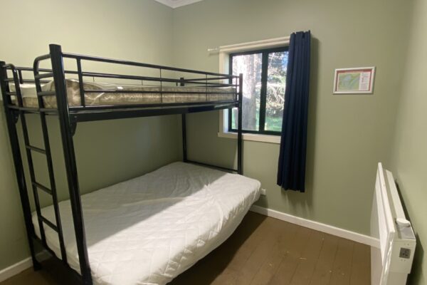 eildon-bunkhouse-bunk-beds-1