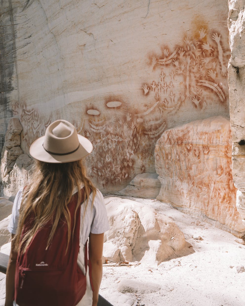 Woman at the Art Galley Carnarvon National Park